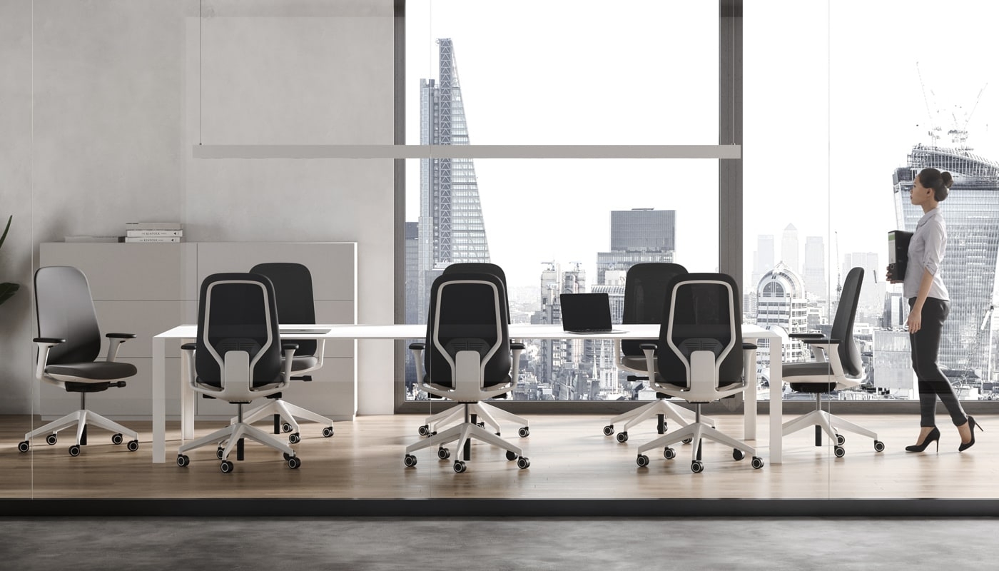 Scaune cu mesh negru, scaune office albe